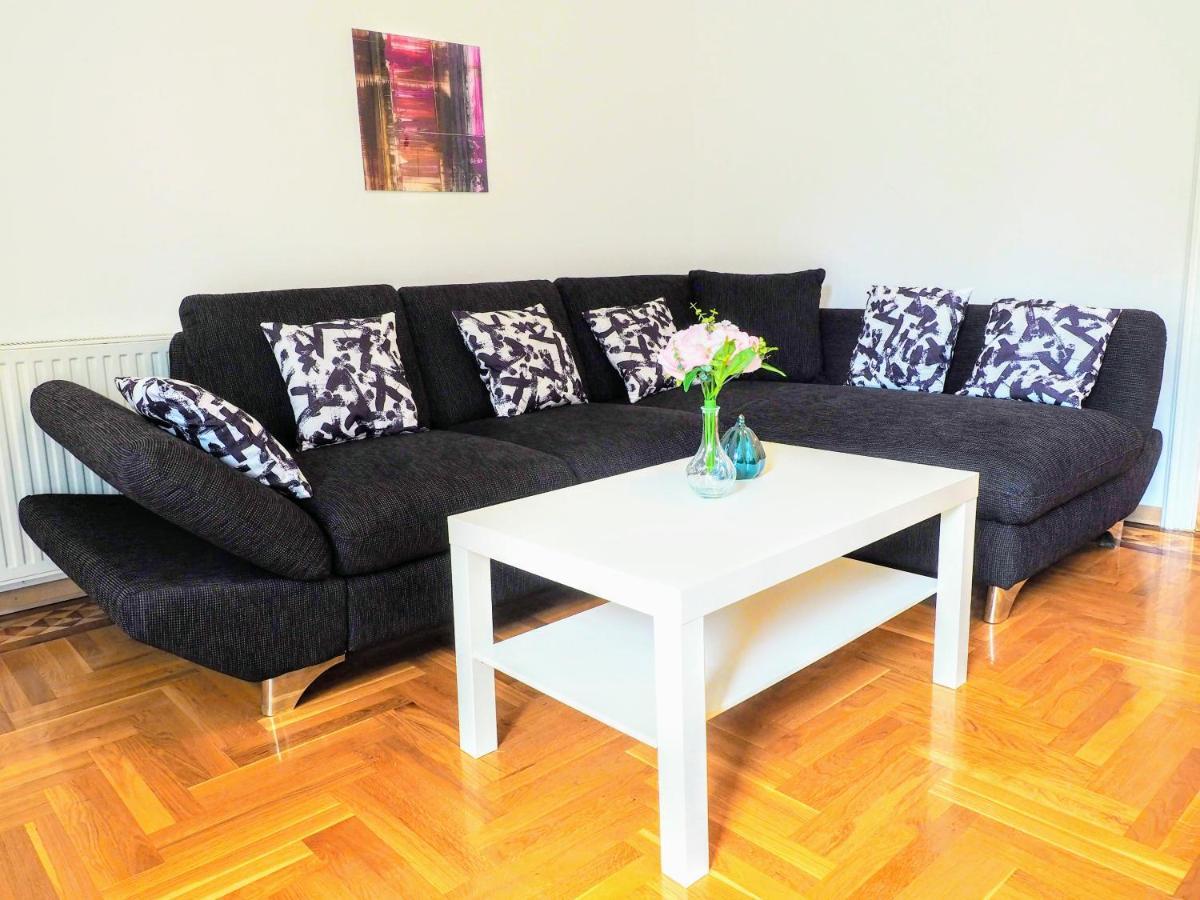City Villa Schoenbrunn Apartments - Contactless 24H Check-In Wenen Buitenkant foto