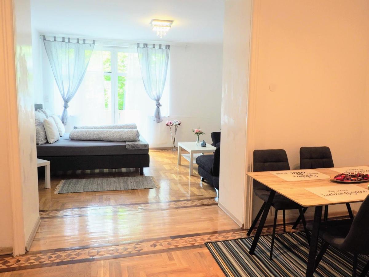 City Villa Schoenbrunn Apartments - Contactless 24H Check-In Wenen Buitenkant foto