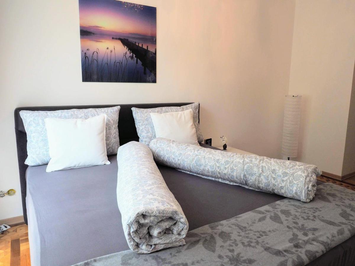 City Villa Schoenbrunn Apartments - Contactless 24H Check-In Wenen Buitenkant foto