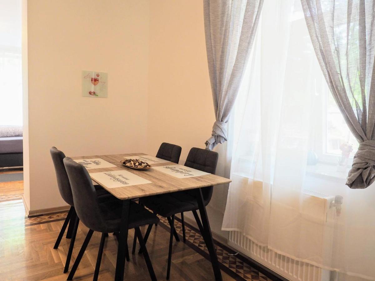 City Villa Schoenbrunn Apartments - Contactless 24H Check-In Wenen Buitenkant foto