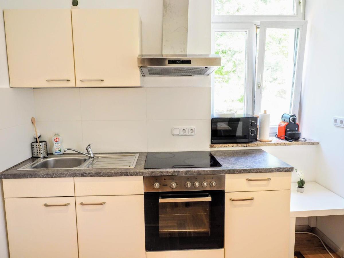 City Villa Schoenbrunn Apartments - Contactless 24H Check-In Wenen Buitenkant foto